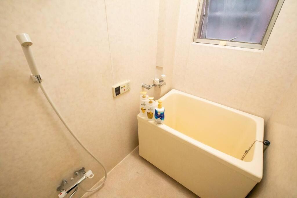Ferienwohnung 泊露hakuro 3階 Präfektur Tokio Exterior foto